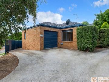 Queanbeyan, Greater Queanbeyan - Equipped kitchen
