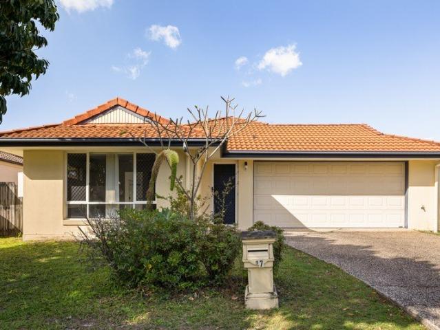 Effortless Single level Living In Prime Parkside Location