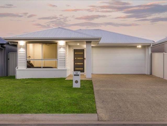 Effortless Single Level Living with Grand Proportions