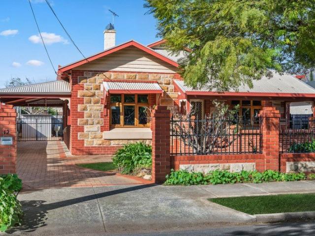 Effortless 1920s Character, Perfectly Placed Between City & Coast