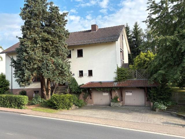 EFH ca.240m2 mit vielseitigen Nutzungsmöglichkeiten – OT Wabern