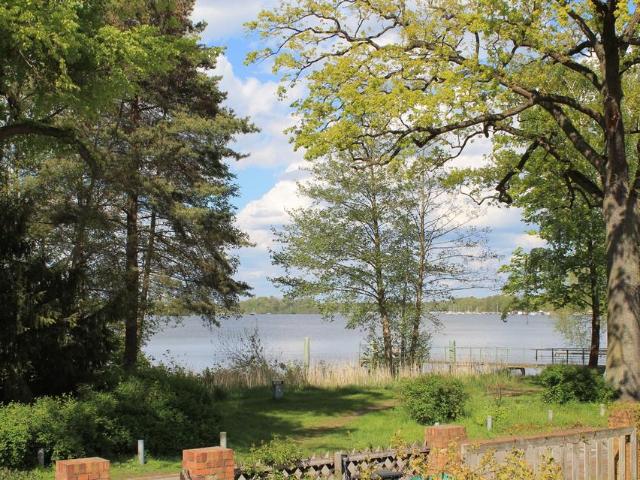 EFH Bauland auf großem Grundstück mit Seeblick