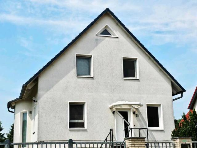 EFH BJ 2000, Vollunterkellert, Doppelgarage uvm