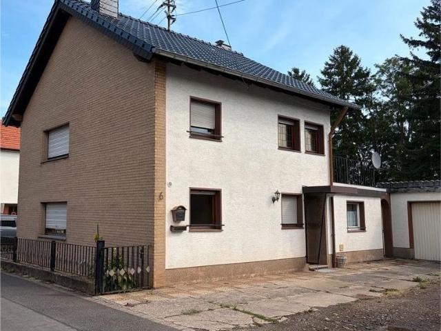 EFH freistehend mit Garten