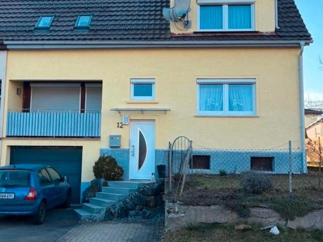 EFH Haus Doppelhaushälfte mit 160 m², 7 Zimmer, Wellendingen