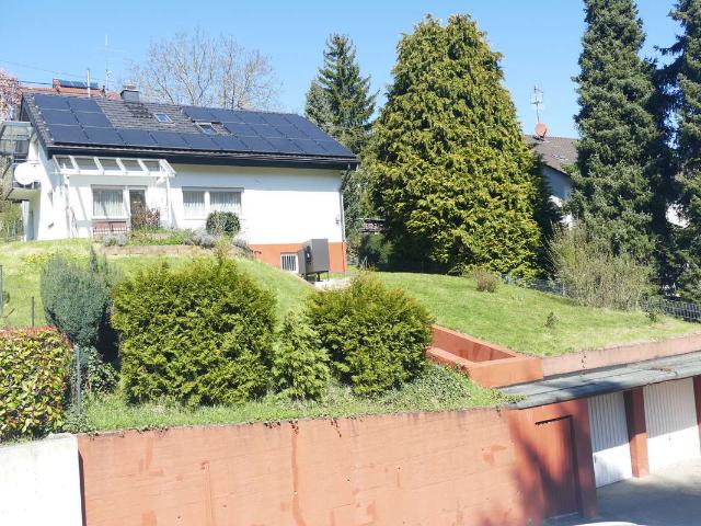 EFH in Grünwettersbach mit Südosthanglage, neues Dach, Wärmepumpe und Photovoltaik mit Speicher