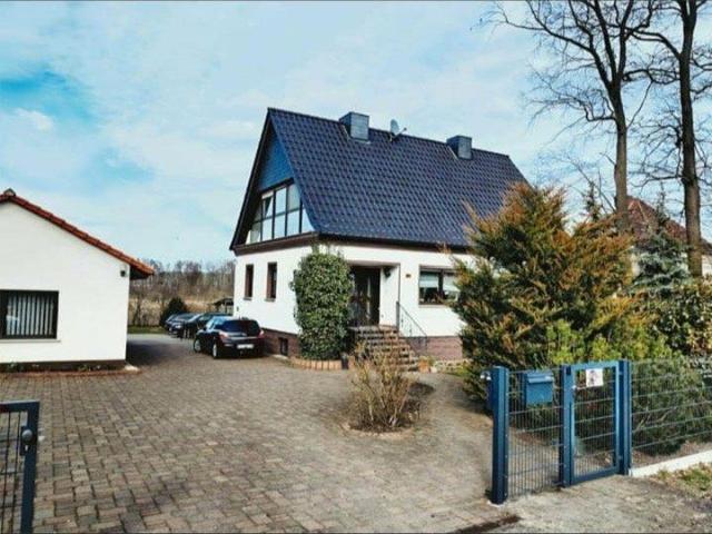 EFH inkl Gewerbegebäude mit RE1 Anbindung nach Berlin