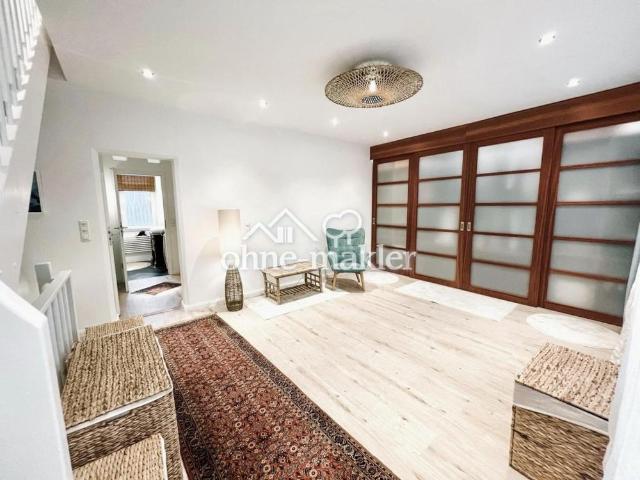 EFH Maisonette mit Holz Terrasse und Stellplatz zur Miete