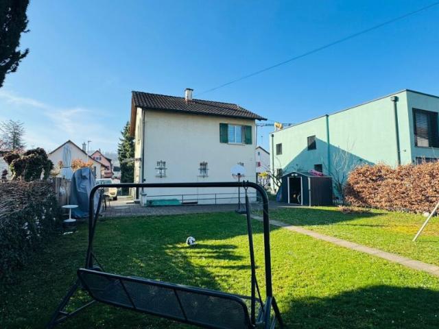 EFH mit bewilligtem Doppelhaus Projekt renovieren, ausbauen oder neu bauen