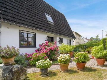 EFH mit hochwertiger Ausstattung, Einliegeroption, Garten & Galerie
