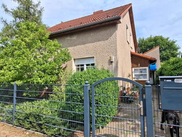EFH mit tollem Garten und großen Nebengelass