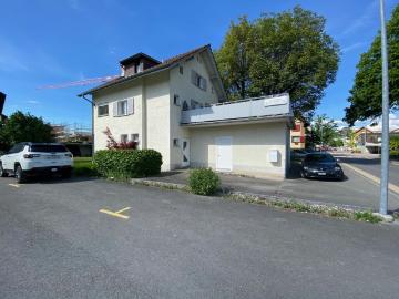 Haus mit 5.5 Zimmer Maisonette Wohnung