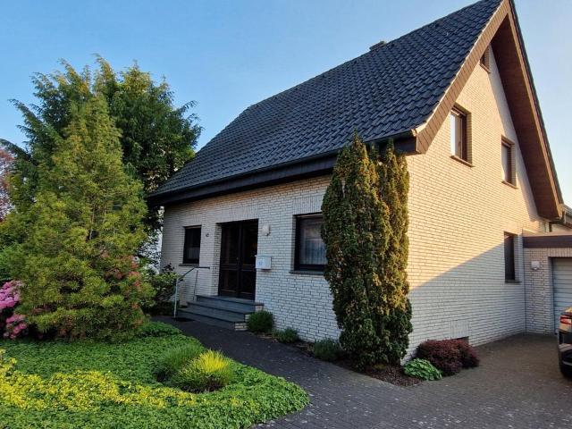 EFH ZFH 210 m² WF mit XXL Garten & Bauland Reserve von Privat