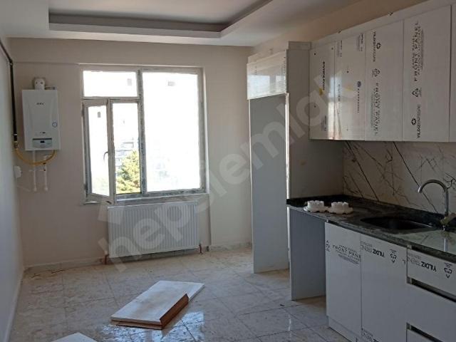 şefikcan şeker tekkede sıfır kiralık 4+1 daire