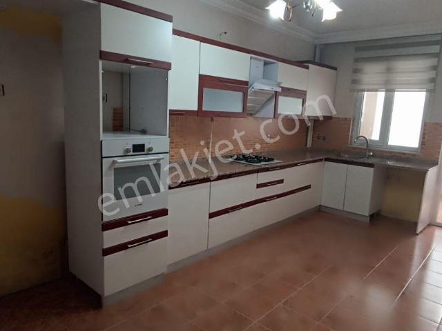 Şefikcanda 3+1 Arakat Beyşehir Yolu Üzerinde Satılık Daire