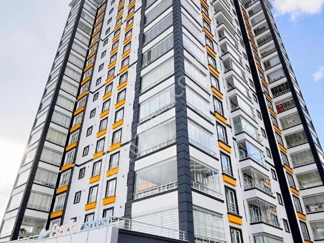 Efsane Emlaktan Dolunay Da Lüks 3+1 Kiralık Daire