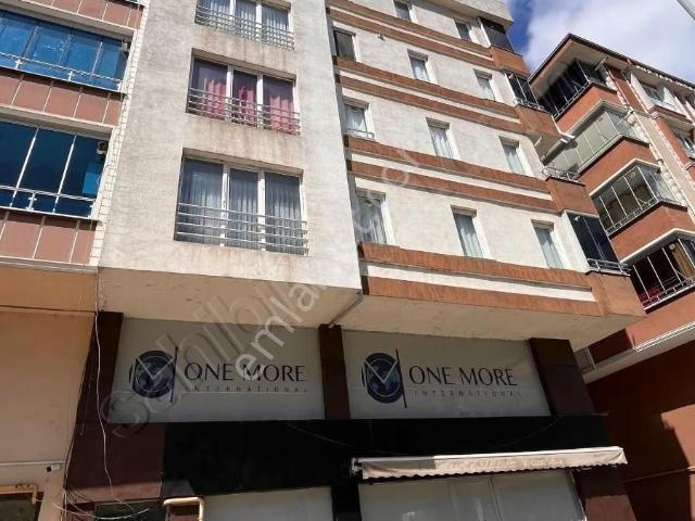 Efsane Emlaktan Emniyet Müd.arkasında Kiralık Dubleks