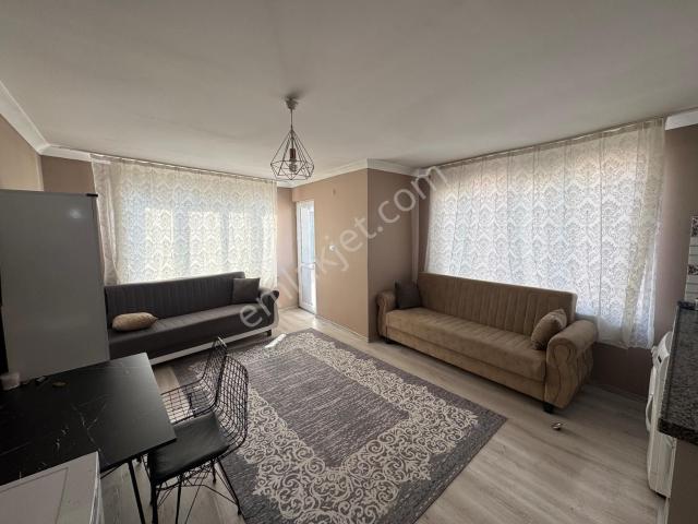 Efza Gayrimenkulden Eşyalı, Modern 1+1 Merkezi Konum !