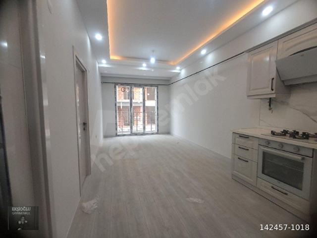 EKŞİOĞLUNDAN 1+1SATILIK DAIRE TEKİRDAĞ SÜLEYMANPAŞA ATATÜRK MAH