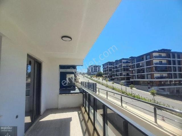 Ekşioğlundan Tekirdağ Süleymanpaşa Atatürk Mah Kiralık 2+1 Daire
