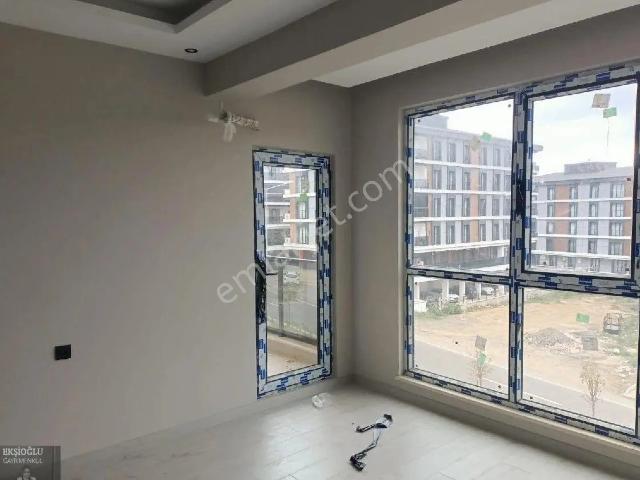 Ekşioğlundan Tekirdağ Süleymanpaşa Atatürk Mah Ana Cad Üzeri Satılık 2+1 Daire