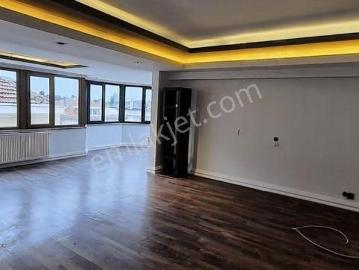 Ekşinar Gym'den Sitede, Asansörlü 4+1 Satılık Dubleks Daire