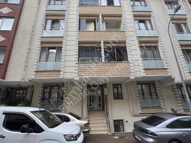 Çekmeköy Mehmet Akif Mah. Metroya 5dk Mesafede Kiralık Daire