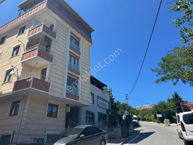 Çekmeköy Merkez Mahallesi 2+1 Kiralık Daire / Arzu Gedikoğlu