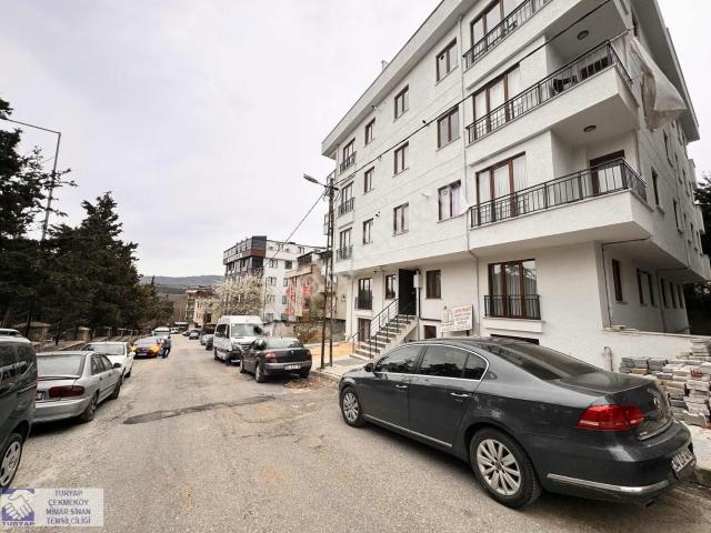 Çekmeköy Merkez Mahallesinde Satılık 50 M2 Bahçeli Daire