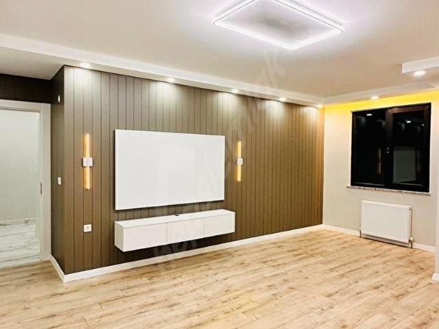 ÇEKMEKÖY MERKEZ MH.KAPALI OTOPARKLI BUTİK SİTE 3+1 GİRİŞ KAT
