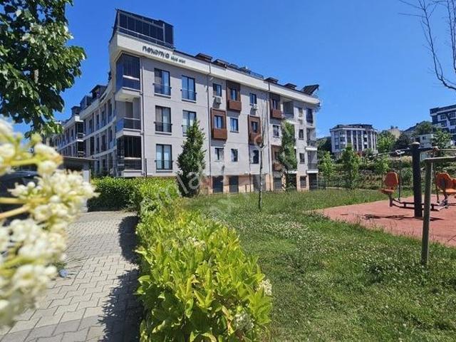 Çekmeköy Merkez Nexonya Köyiçi Evlerinde 3+1 Satılık Daire