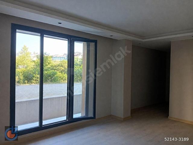 Çekmeköy Merkezde Akıllı Ev Sistemli Ayrı Mutfaklı 1+1 53 m Net Lüks Daire