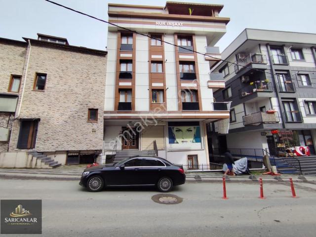 Çekmeköy Merkezde Kiralık 2+1 Ara Katta Daire