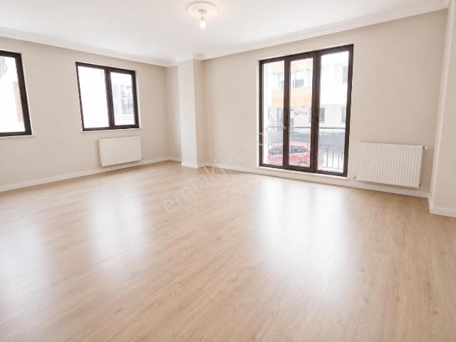 Çekmeköy Mimarsinan Mah Satılık 2+1 80m2 Yüksek Giriş Daire