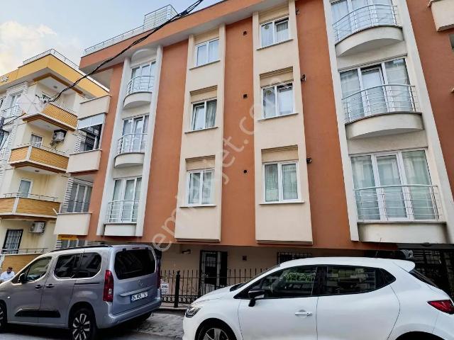 Çekmeköy Mimarsinan Mahallesi 2+1 Giriş Kat Kiralık Daire!