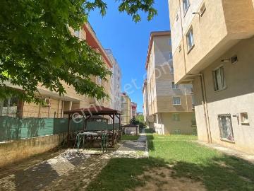 Çekmeköy Neva Sitesinde Bahçe Katı 2+1 Daire
