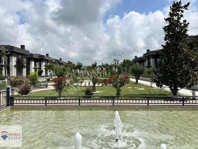 Çekmeköy Ömerli Pagora Villalarında Kiralık 4+1 Boş Sıfır Villa
