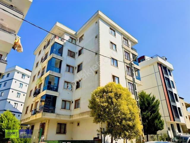 Çekmeköy Çatalmeşe Mahallesi Kiralık 2+1 Ara Kat Daire