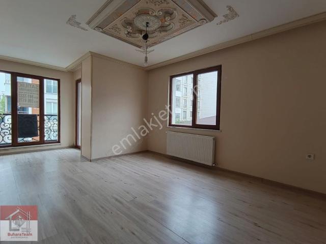 Çekmeköy Çatalmeşe Mh Kiralık 2+1 85m² Ara Kat Daire.