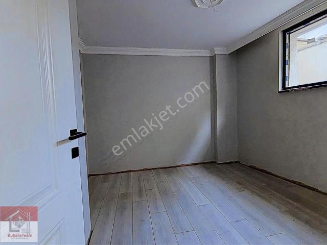 Çekmeköy Çatalmeşe Mh Saray Cd Yakın Satılık Lüks 3+1 T.dubleks