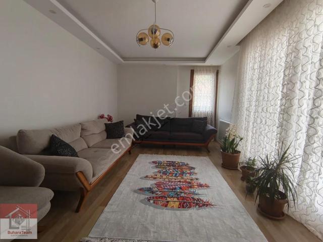 Çekmeköy Çatalmeşe Mh Satılık Lüks 2+1 85m² A.otoparklı Daire.