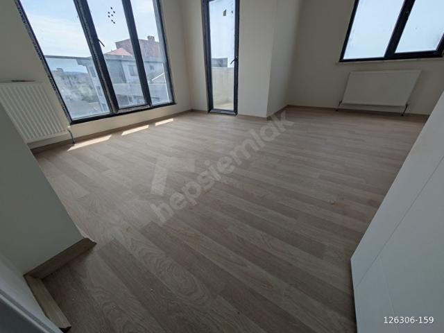 Çekmeköy Aydınlar Mahallesin'de Sıfır 4+2 Üst Dubleks Daire