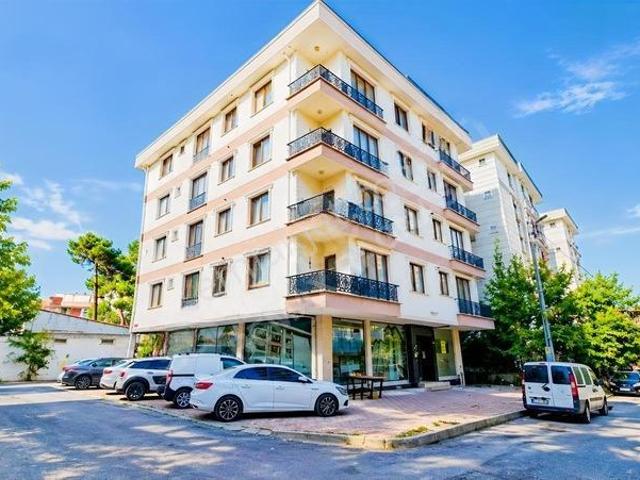 Çekmeköy Alemdağ Ana Cadde Üzerinde Kiralık 2+1 Daire