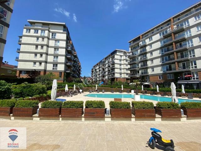 Çekmeköy Alemdağ, Dekon Silva'da Kiralık 2+1 Eşyalı Bahçe Katı