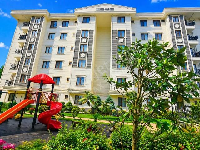 Çekmeköy Alemdağ Lilyum Garden Sitesinde Satılık 3+1 Daire
