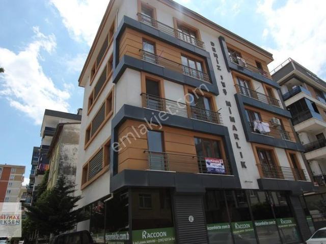 Çekmeköy Cumhuriyet Mah. Satılık 2+1 Daire