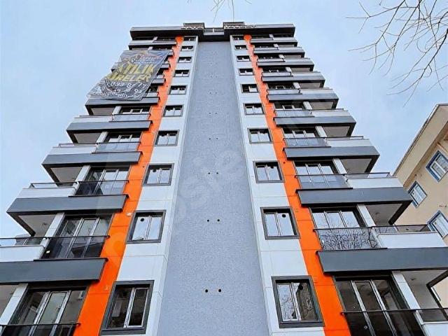 Eminevime Uygun Yerden Isıtmalı 2+1 Satılık Fırsat Daire