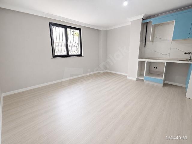 ÇEKMEKÖY CUMHURİYET MAHALLESİNDE SATILIK 1+1 YATIRIMLIK DAİRE