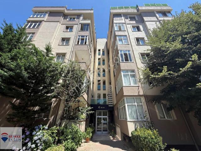 Çekmeköy Doğa Park Bolelli Sitesinde Kiracısız Satılık 3+1 Daire