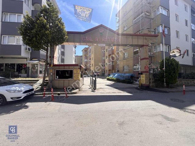 Çekmeköy Gül 91 Sitesinde Kiralık 3+1 Daıre